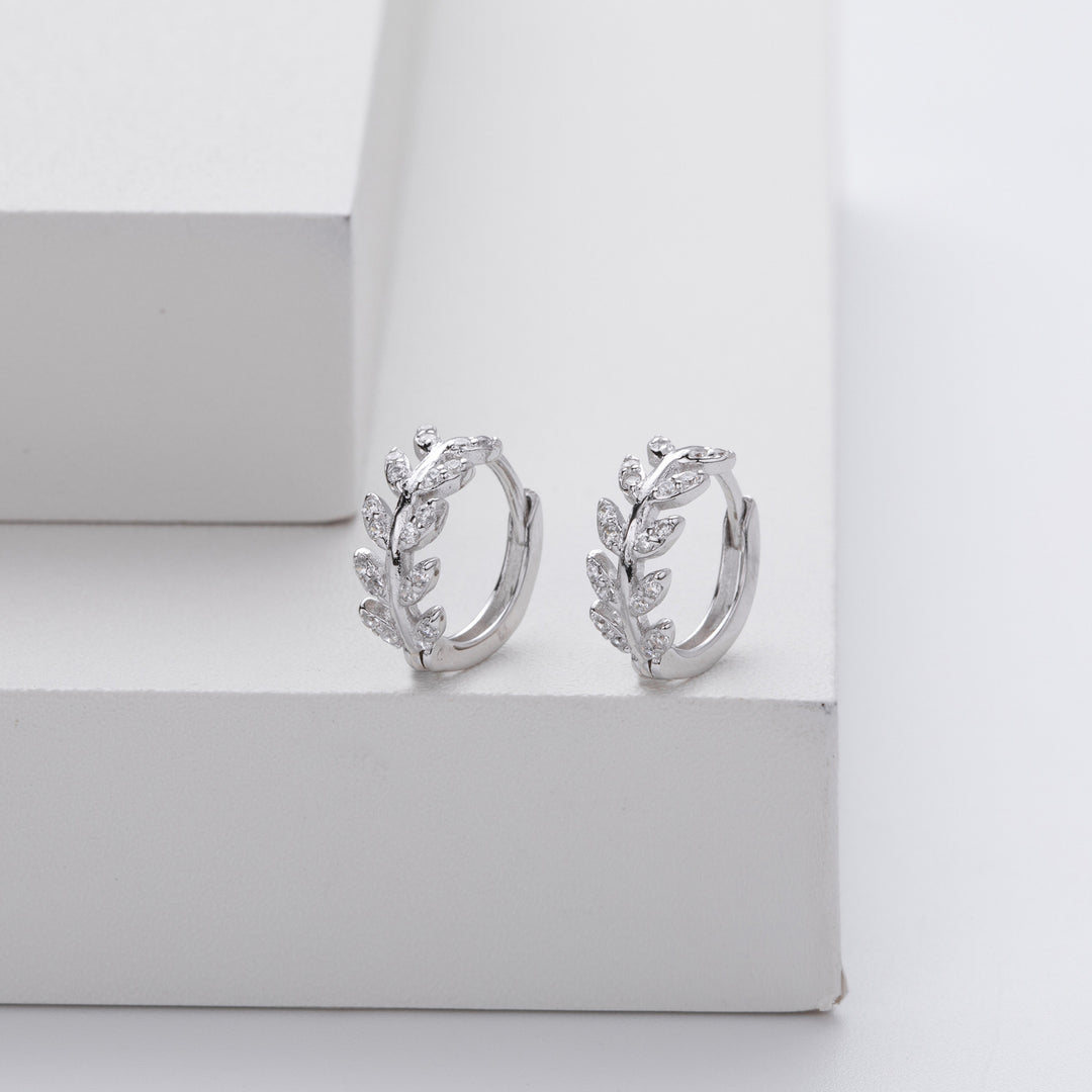 Julie | Boucles d'oreilles élégantes en argent avec zirconium 5A