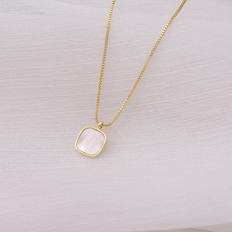 Suzanne | Collier Pendentif Perle