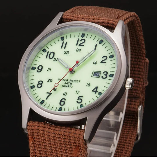 Quentin | Montre-bracelet décontractée d'inspiration militaire