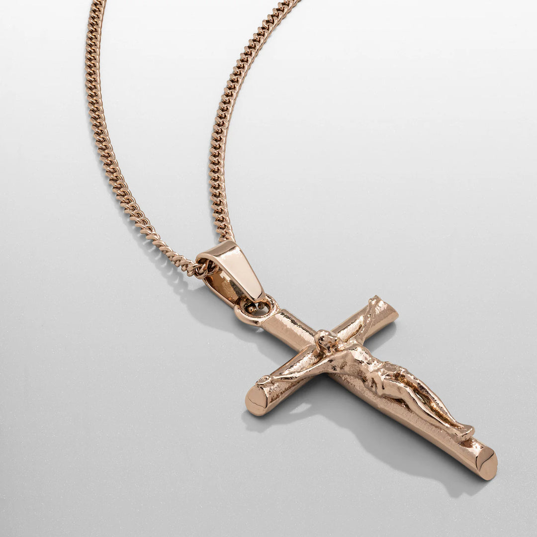 Luc | Crucifix