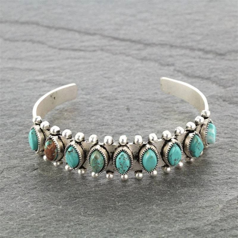 Désirée | Vintage Turquoise Stone Bracelet