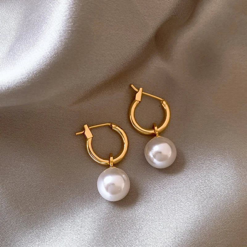 Tiesha | Boucles d'oreilles élégantes avec perles en or